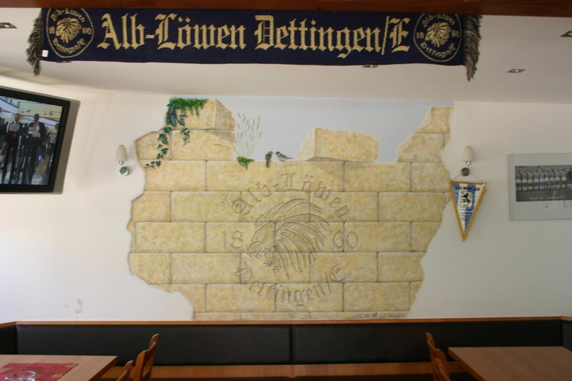 Gasthaus Traube Dettingen an der Erms Exterior photo